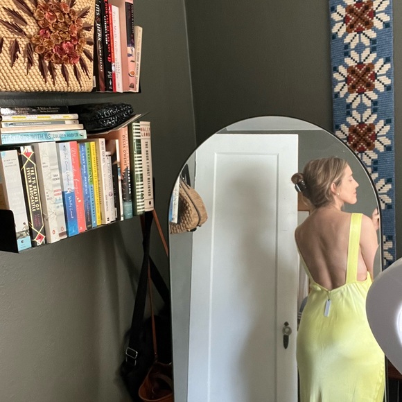 Fuchsia size medium never worn dress! Found another option. - Picture 4 of 4